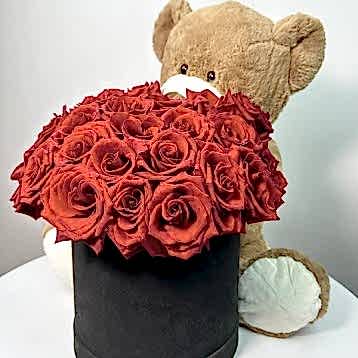 Peluş Ayıcıklı Kırmızı Güller Siyah Kutuda