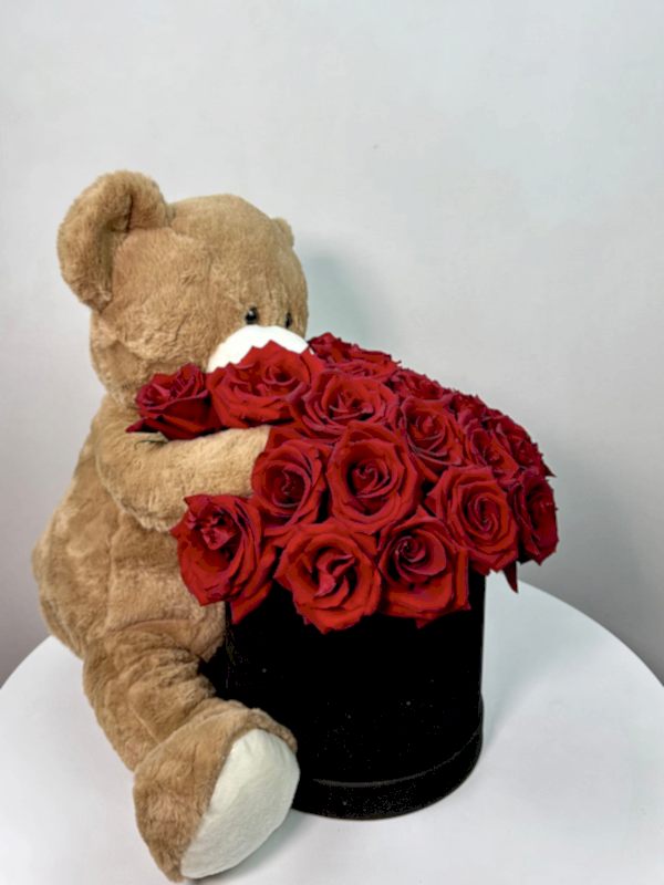 Peluş Ayıcıklı Kırmızı Güller Siyah Kutuda