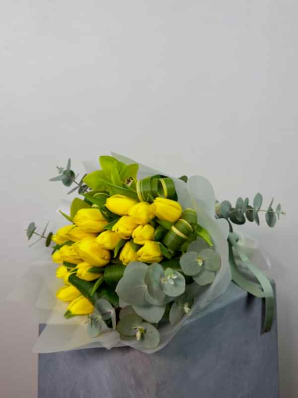 Flavia Sarı Lale Buketi