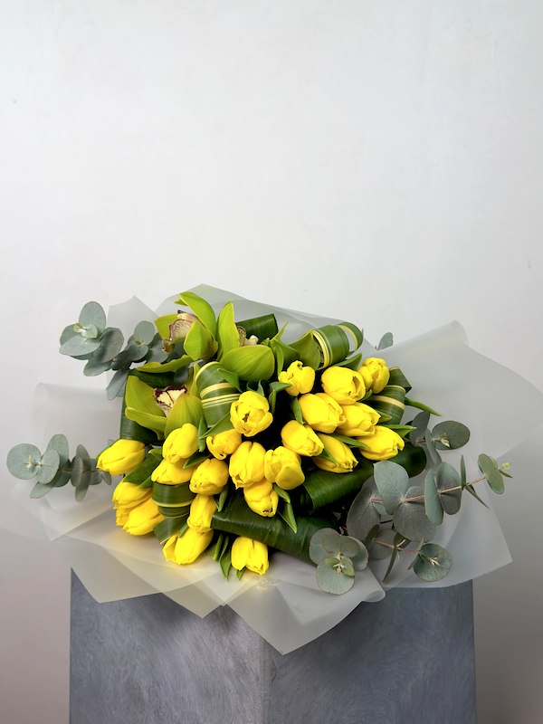 Flavia Sarı Lale Buketi