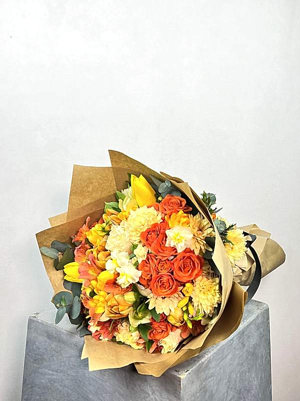Turuncu Mini Gül Sarı Lale Mix Buket